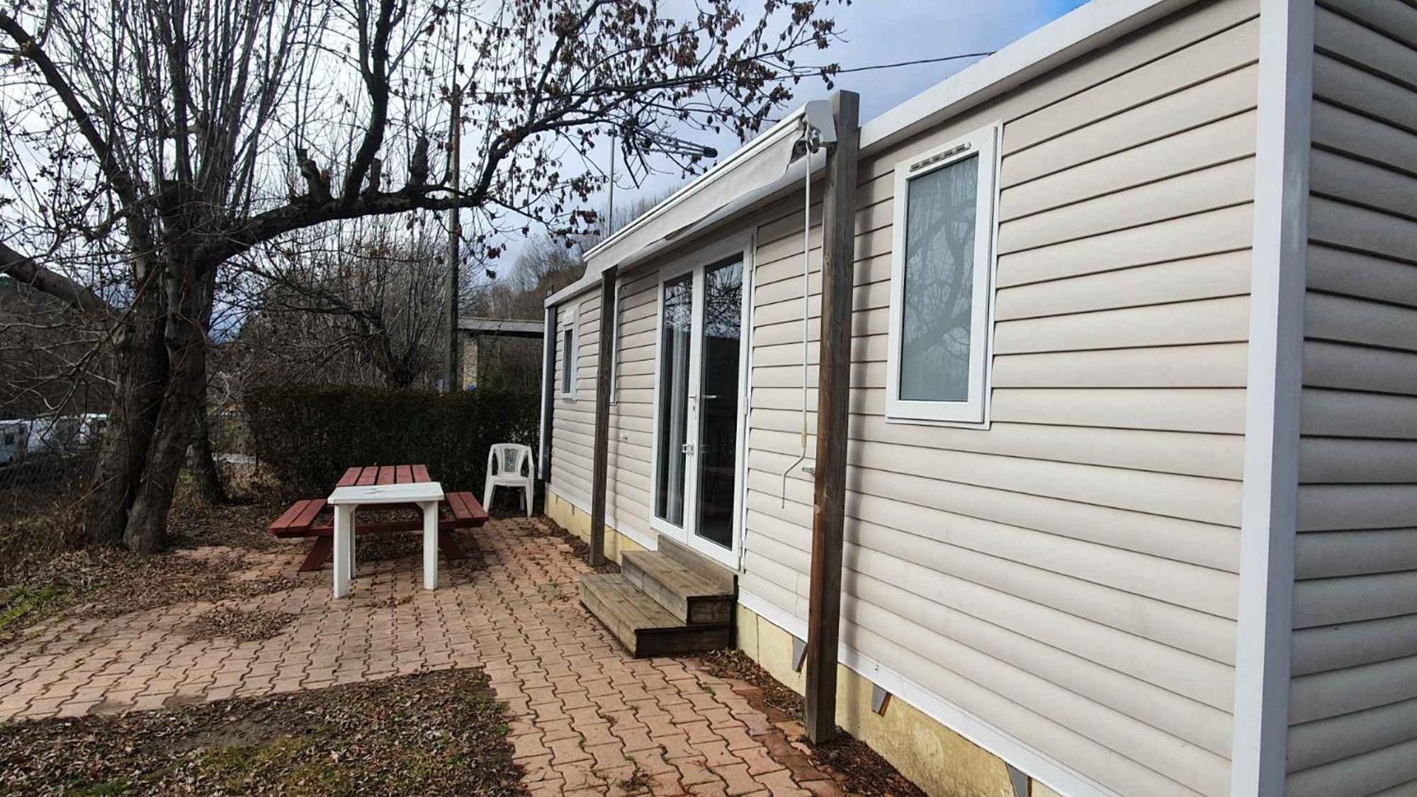 Camping L'Enclave Mobil-Home Estavar Kültér fotó