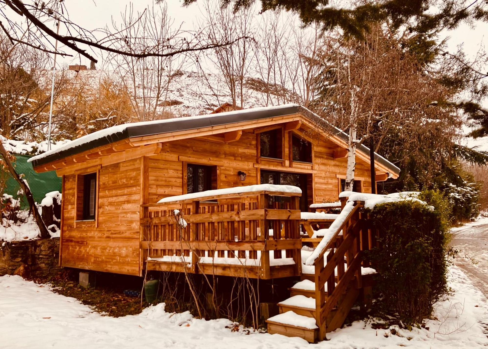 Camping L'Enclave Mobil-Home Estavar Kültér fotó