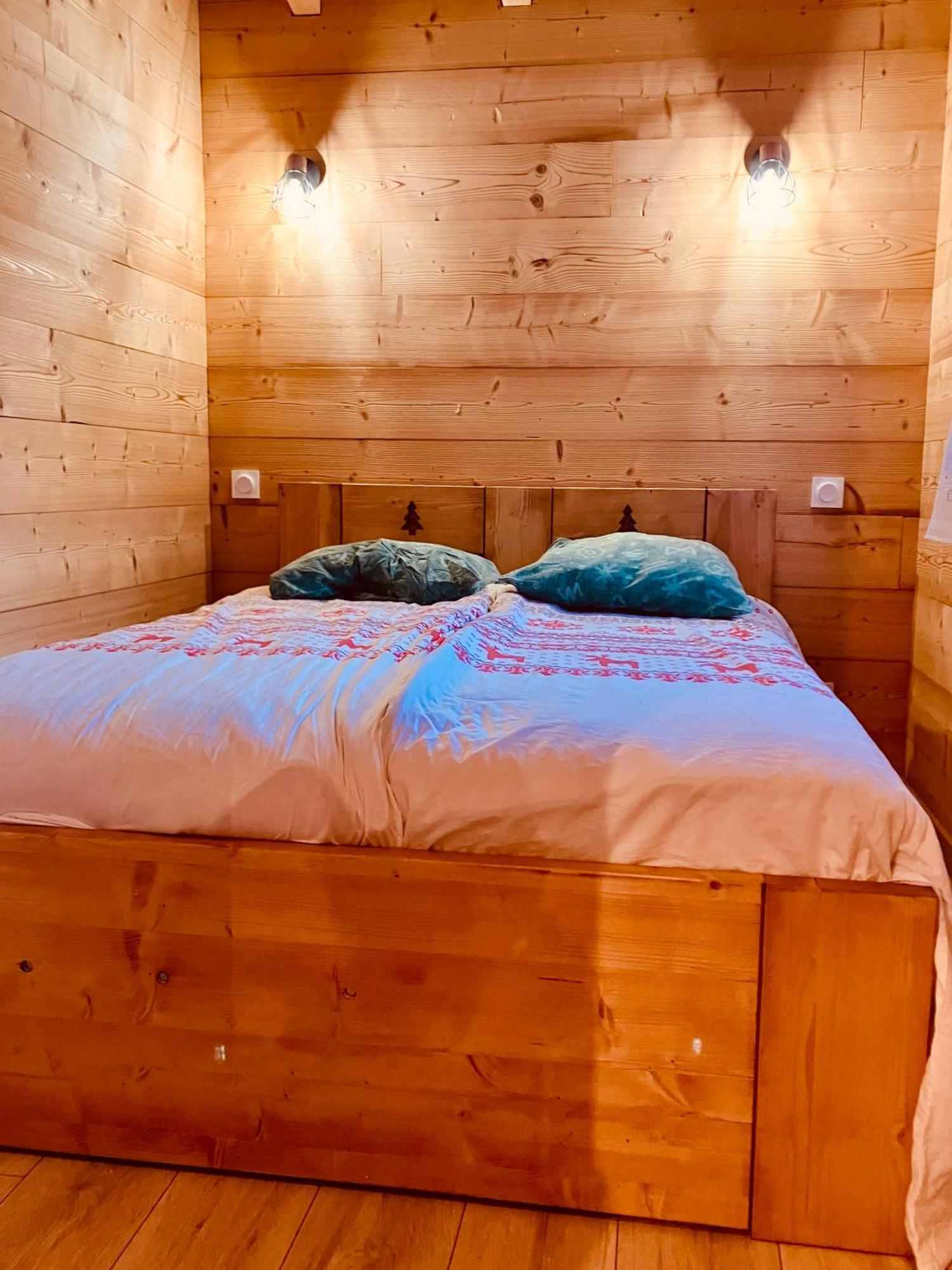 Camping L'Enclave Mobil-Home Estavar Kültér fotó